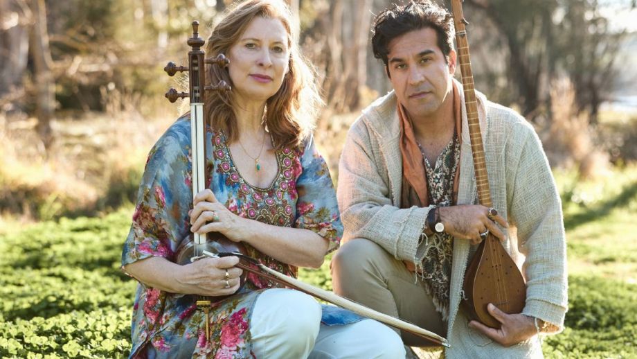 Jazmourian Ensemble (Dr Anna McDonald and Malek Mohammadi Nejad). Photo by Andrew Sikorski.