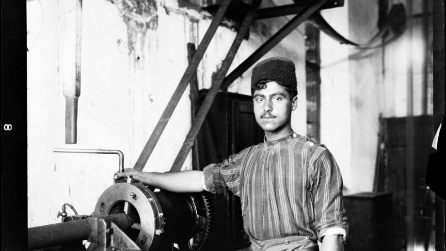 Photographing Biblical Modernity: Frank Scholten in British Mandate Palestine