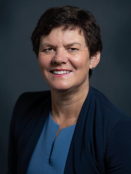 Ms Alison Kitchen